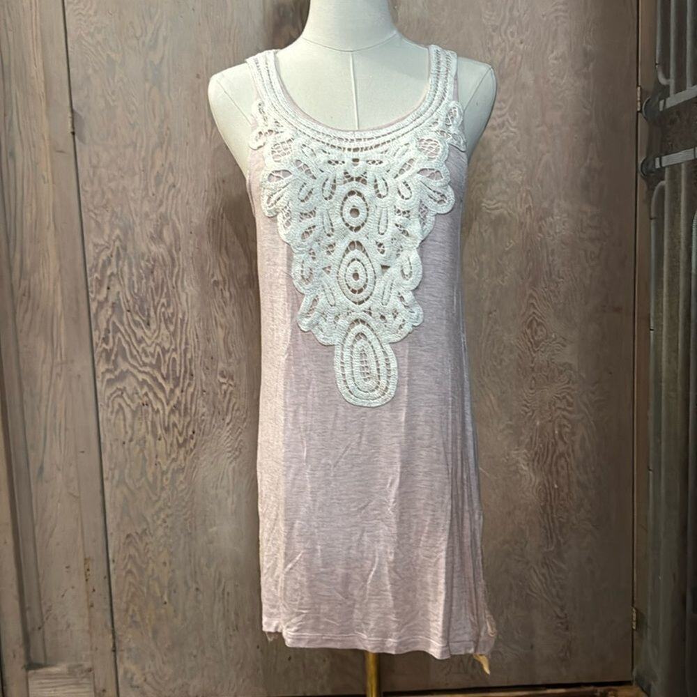 NWT Eyeshadow Tank Top Pink White Lace Detail Glitter Sheer Size Medium